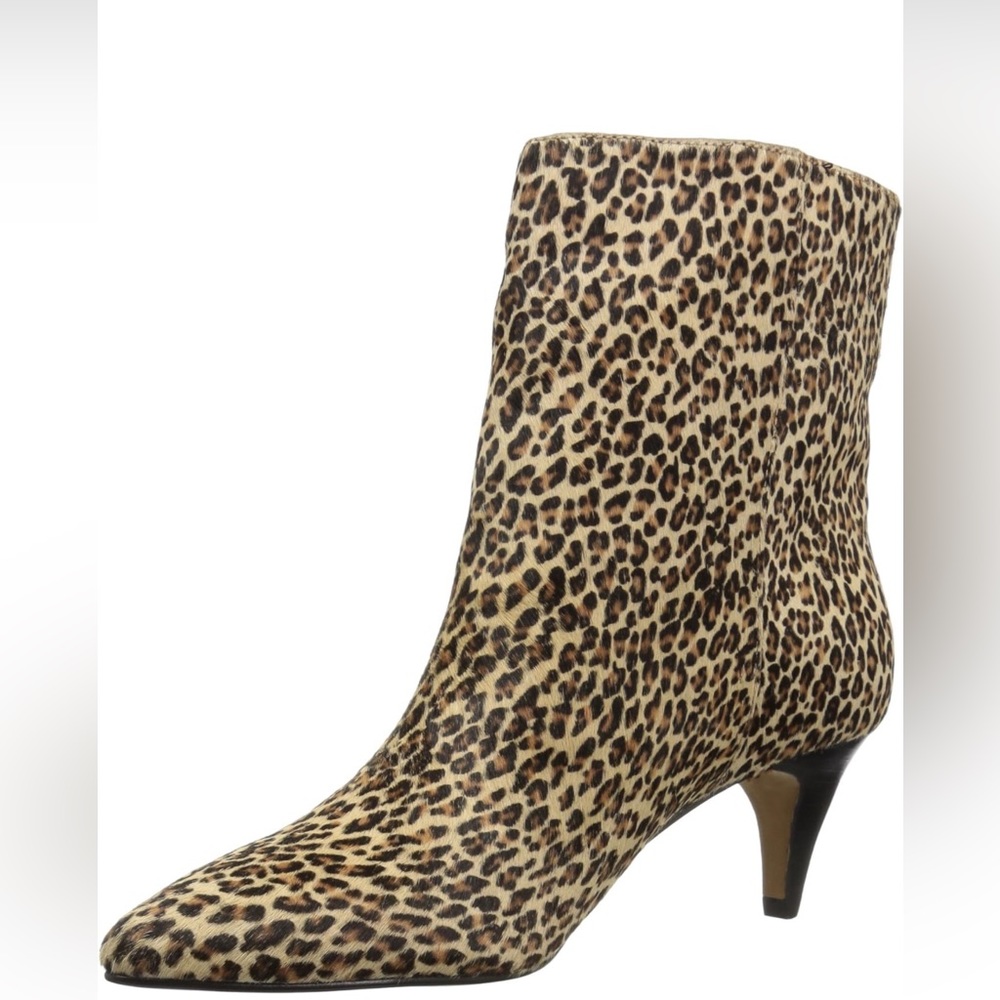 Dolce Vita 2.4” Heeled Dee Booties Size 6.5 leopard